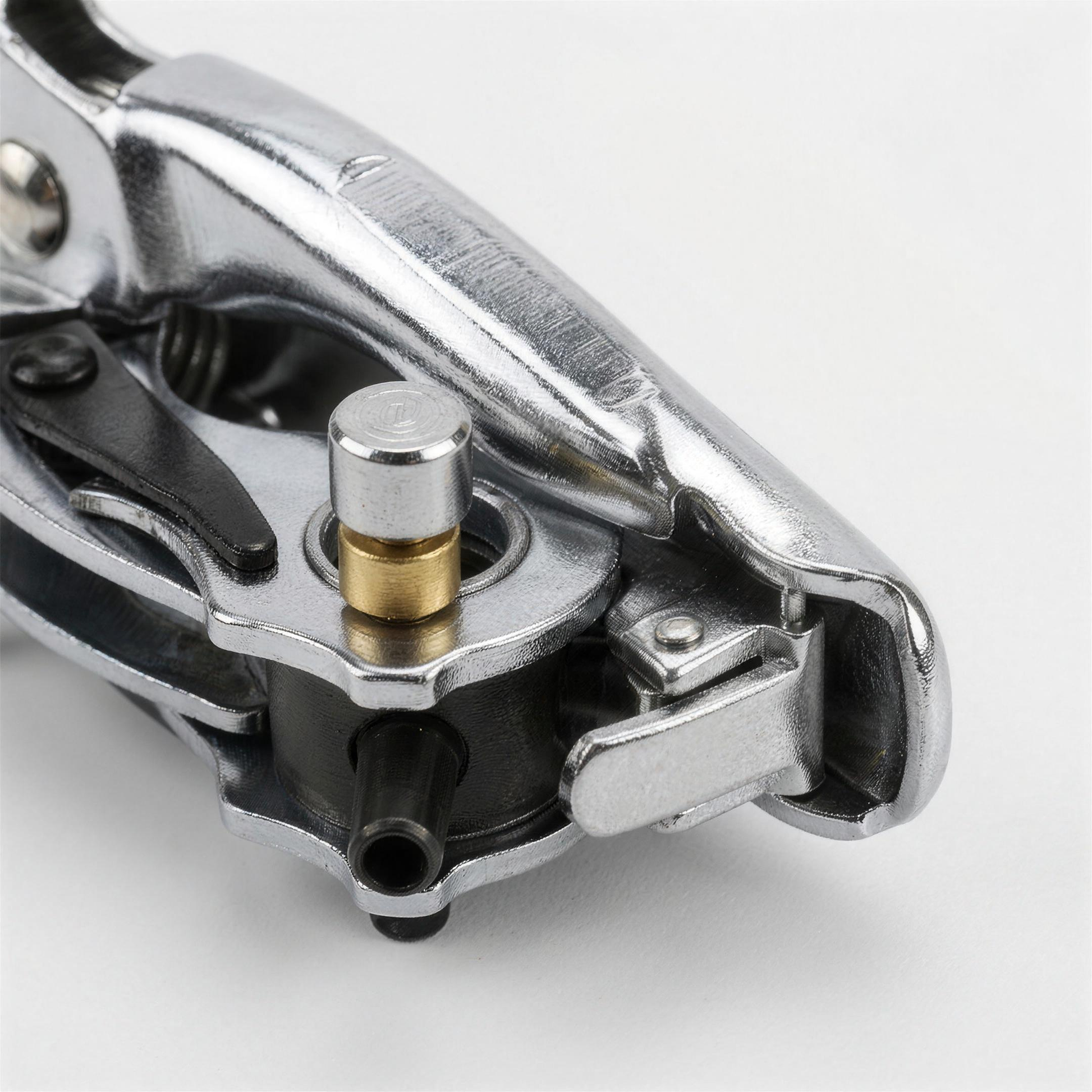 Revolverlochzange Detail: Mechanik und Feststellschloss